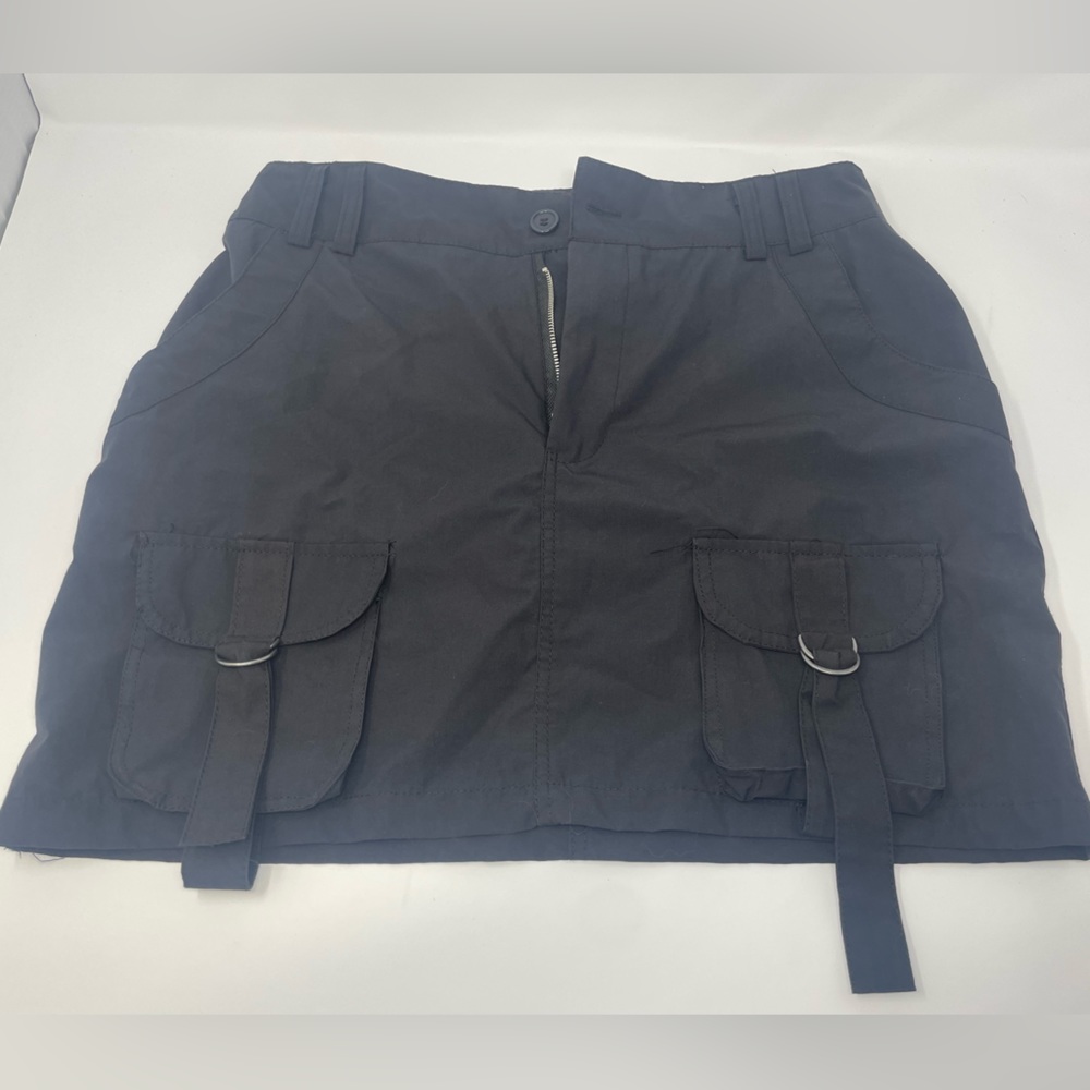 Charlotte Russe skirt new with tags!! Medium! Cargo